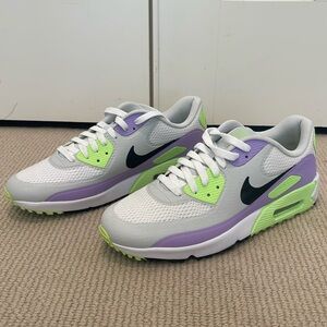 Never worn men’s 10.5 golf shoes